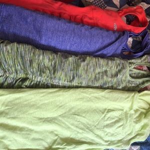 Women’s work out tops